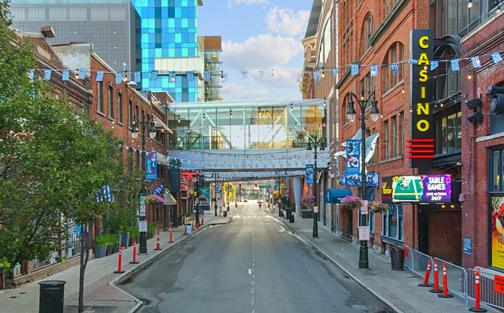 Pictures of Retail property located at 546 Monroe St, Detroit, MI 48226 for lease - image #1