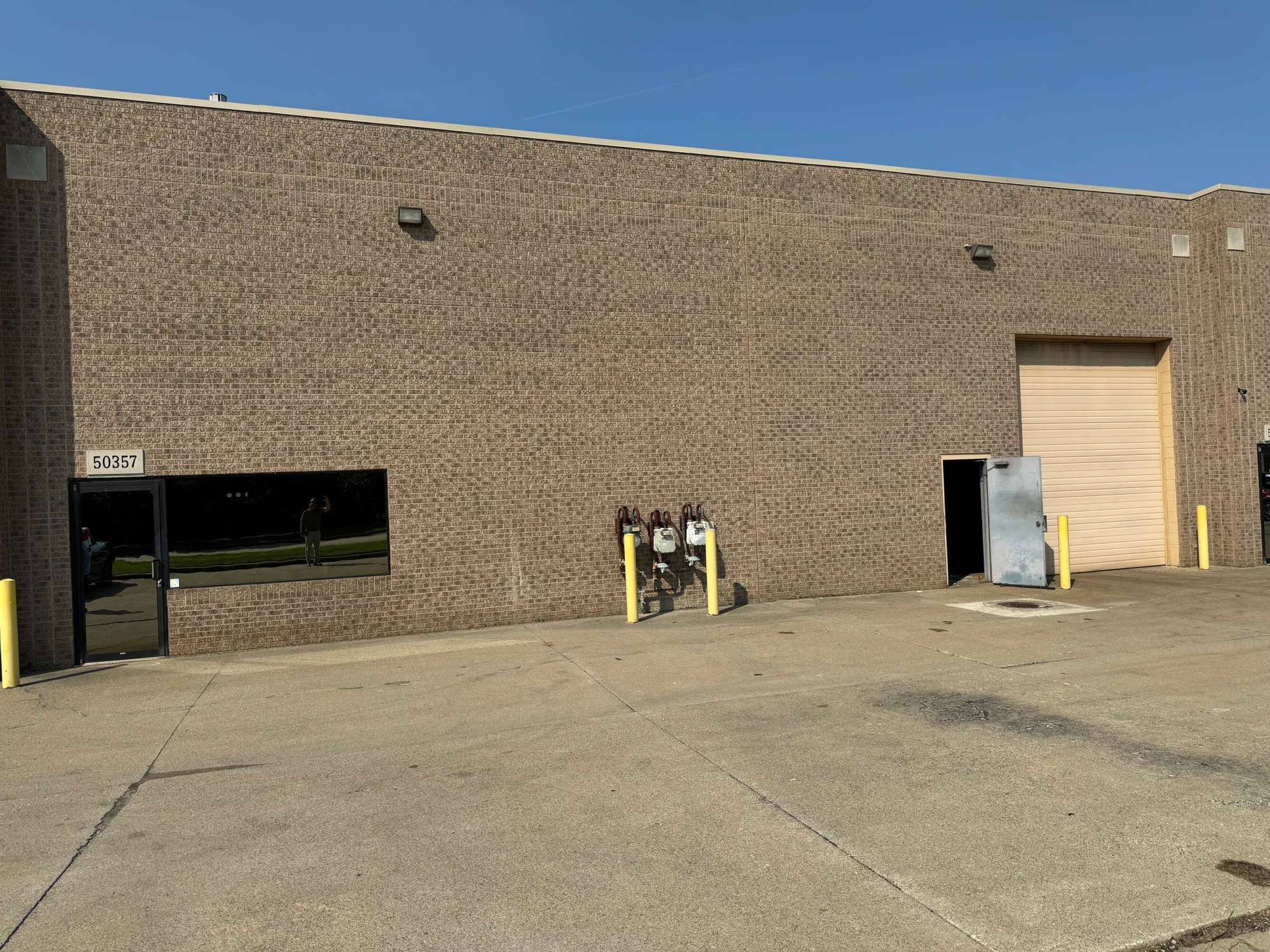 50373 Rizzo Dr, Utica, MI 48315