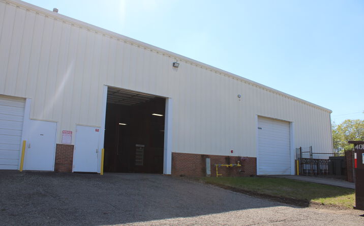 Pictures of Industrial property located at 682 N Cassady Ave, Columbus, OH 43219 for lease - image #1