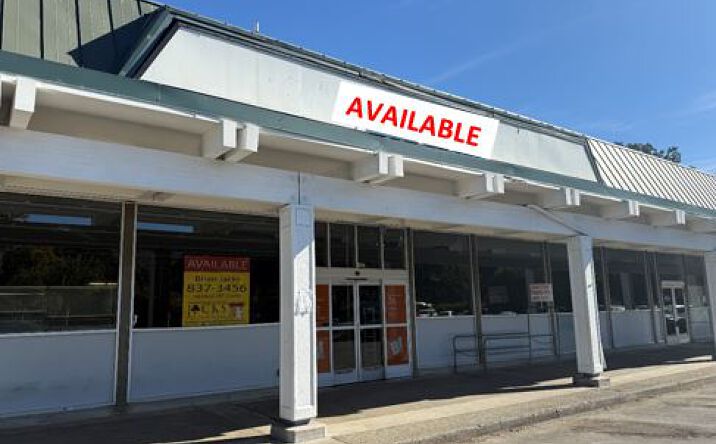 Pictures of Retail property located at 225 S Orchard Ave, Ukiah, CA 95482 for lease - image #1