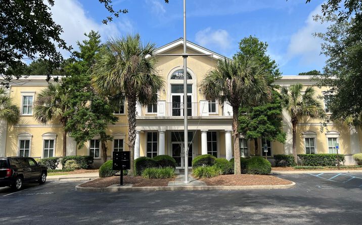 Pictures of Office property located at 550 Long Point Rd, Mt Pleasant, SC 29464 for lease - image #1