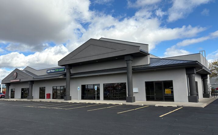 Pictures of Retail, Restaurant property located at 3920 W 5th Ave, Post Falls, ID 83854 for lease - image #1