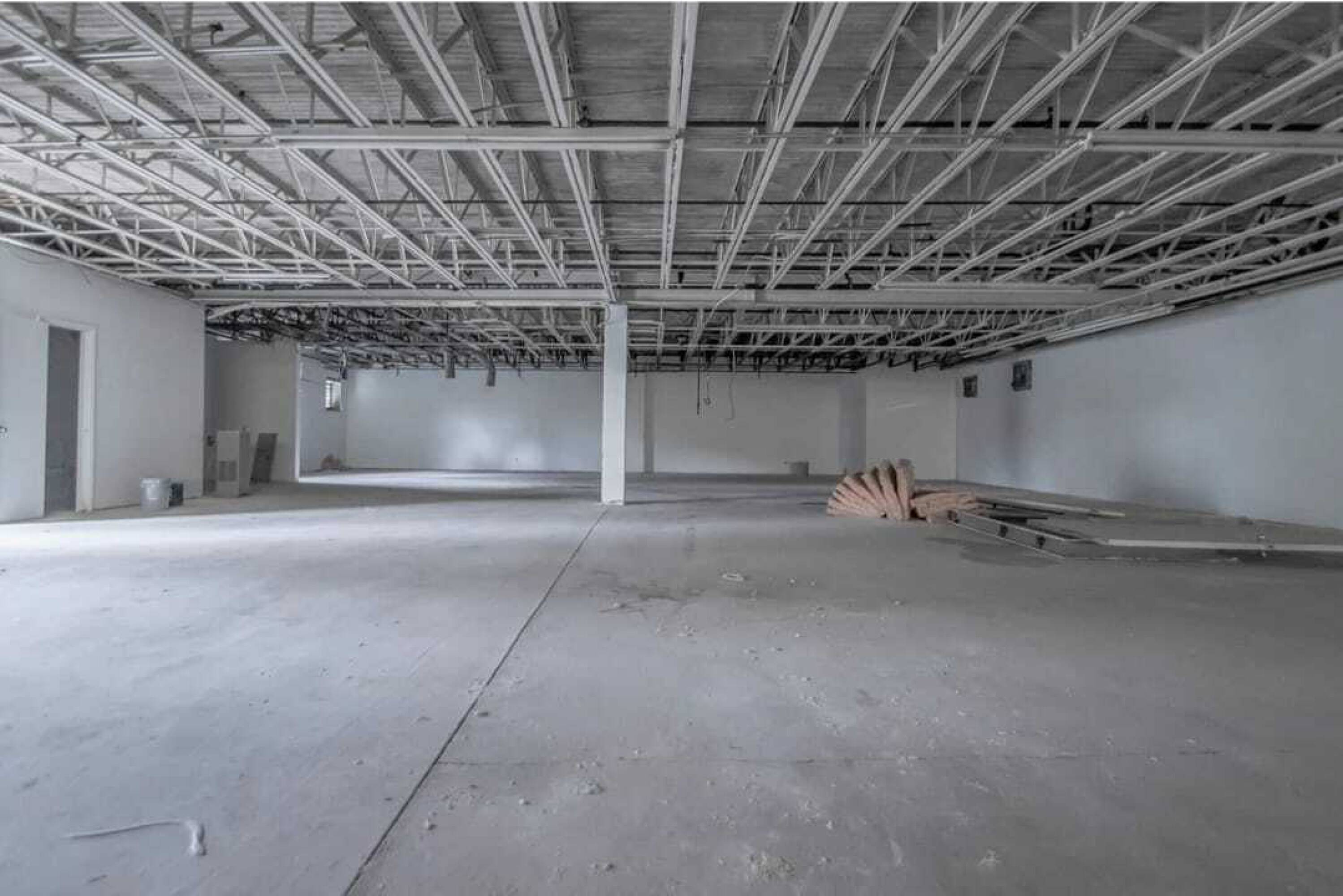 2363915