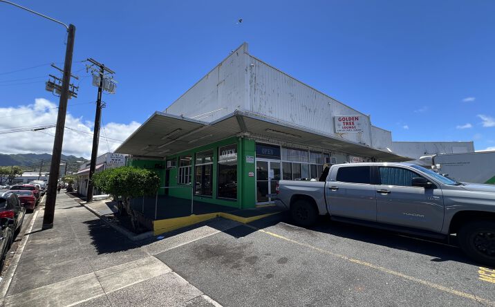 Pictures of Retail, Industrial property located at 743 Waiakamilo Rd, Honolulu, HI 96817 for lease - image #1
