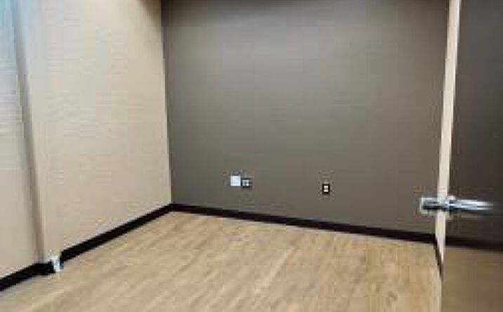Pictures of Office property located at 333 N Dobson Rd, Chandler, AZ 85224 for lease - image #1