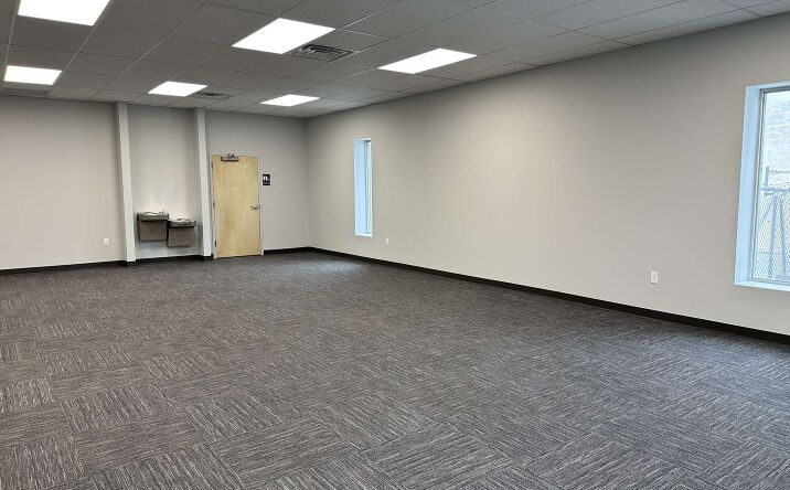 Pictures of Office, Industrial property located at 89 Christiana Rd, New Castle, DE 19720 for lease - image #1