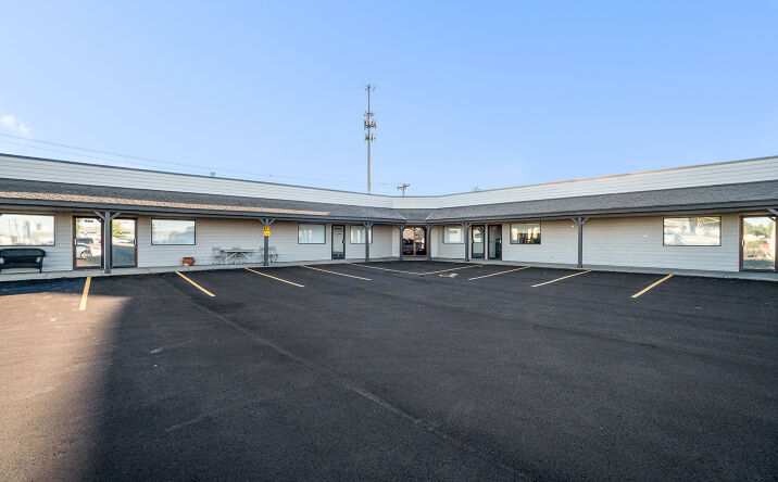 Pictures of Retail, Office property located at 5009 W 12th St, Sioux Falls, SD 57106 for lease - image #1