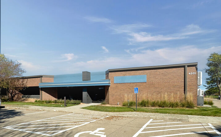Pictures of Office property located at 4201 Corporate Dr, West Des Moines, IA 50266 for lease - image #1