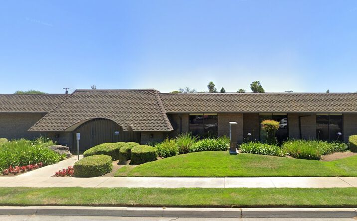 Pictures of Office property located at 487 W Shaw Ave, Fresno, CA 93704 for lease - image #1