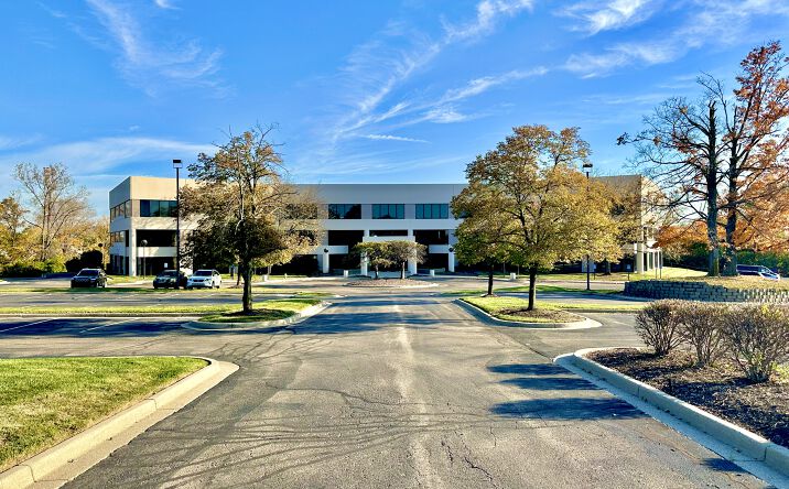 Pictures of Office property located at 3401 Park Center Dr, Dayton, OH 45414 for lease - image #1