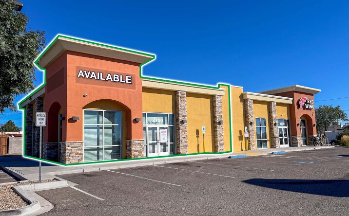 Pictures of Retail property located at 2706 Carlisle Blvd NE, Albuquerque, NM 87110 for lease - image #1