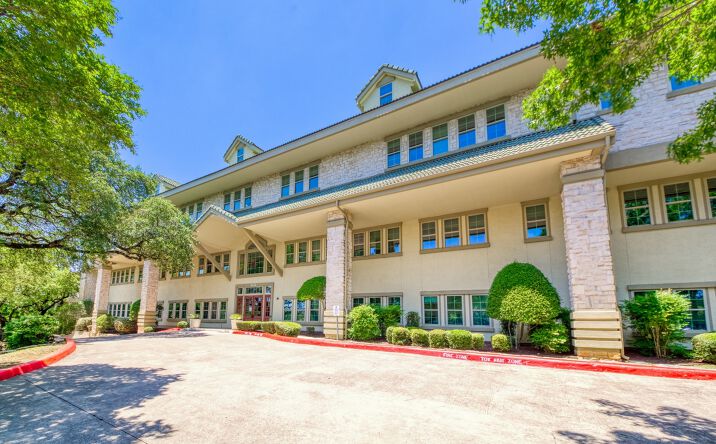 Pictures of Office property located at 11211 Taylor Draper Ln, Austin, TX 78759 for lease - image #1