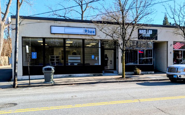 Pictures of Retail property located at 425 N Main St, Naugatuck, CT 06770 for lease - image #1