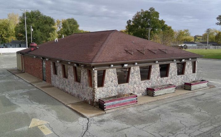 Pictures of Retail, Restaurant property located at 1351 Garfield Ave, Bartonville, IL 61607 for lease - image #1
