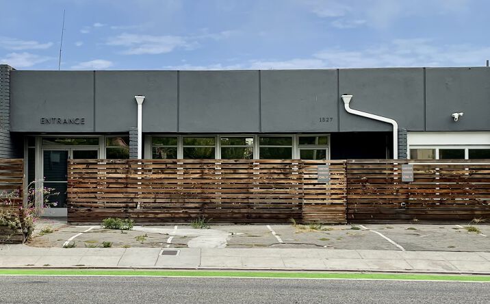 Pictures of Office, Industrial property located at 1527 26th St, Santa Monica, CA 90404 for lease - image #1