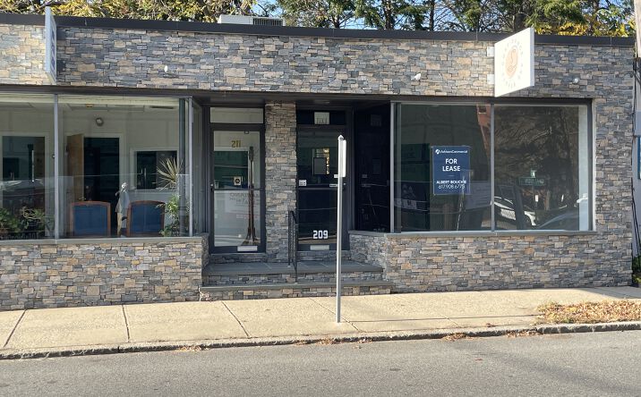 Pictures of Retail, Office property located at 209 Albion St, Wakefield, MA 01880 for lease - image #1