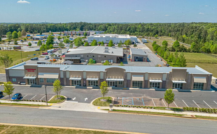 Pictures of Retail property located at 7465 Blackmon Rd, Columbus, GA 31909 for lease - image #1