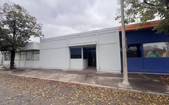 Pictures of Retail, Office property located at 2208 East Broadway Avenue, Bismarck, ND 58501 for lease - image #1