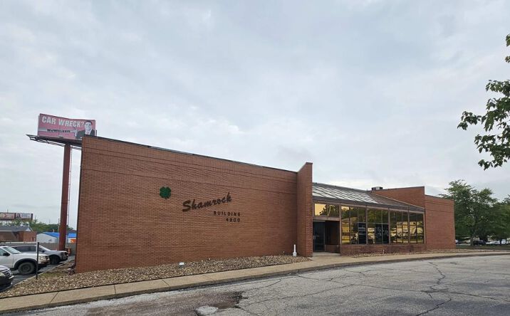 Pictures of Office property located at 4900 Shamrock Dr, Evansville, IN 47715 for lease - image #1