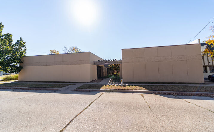 Pictures of Office property located at 1303 E Waterman St, Wichita, KS 67211 for lease - image #1