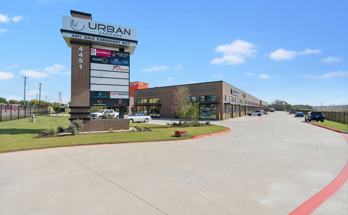 Pictures of Industrial property located at 4451 Dale Earnhardt Wy, Northlake, TX 76262 for lease - image #1