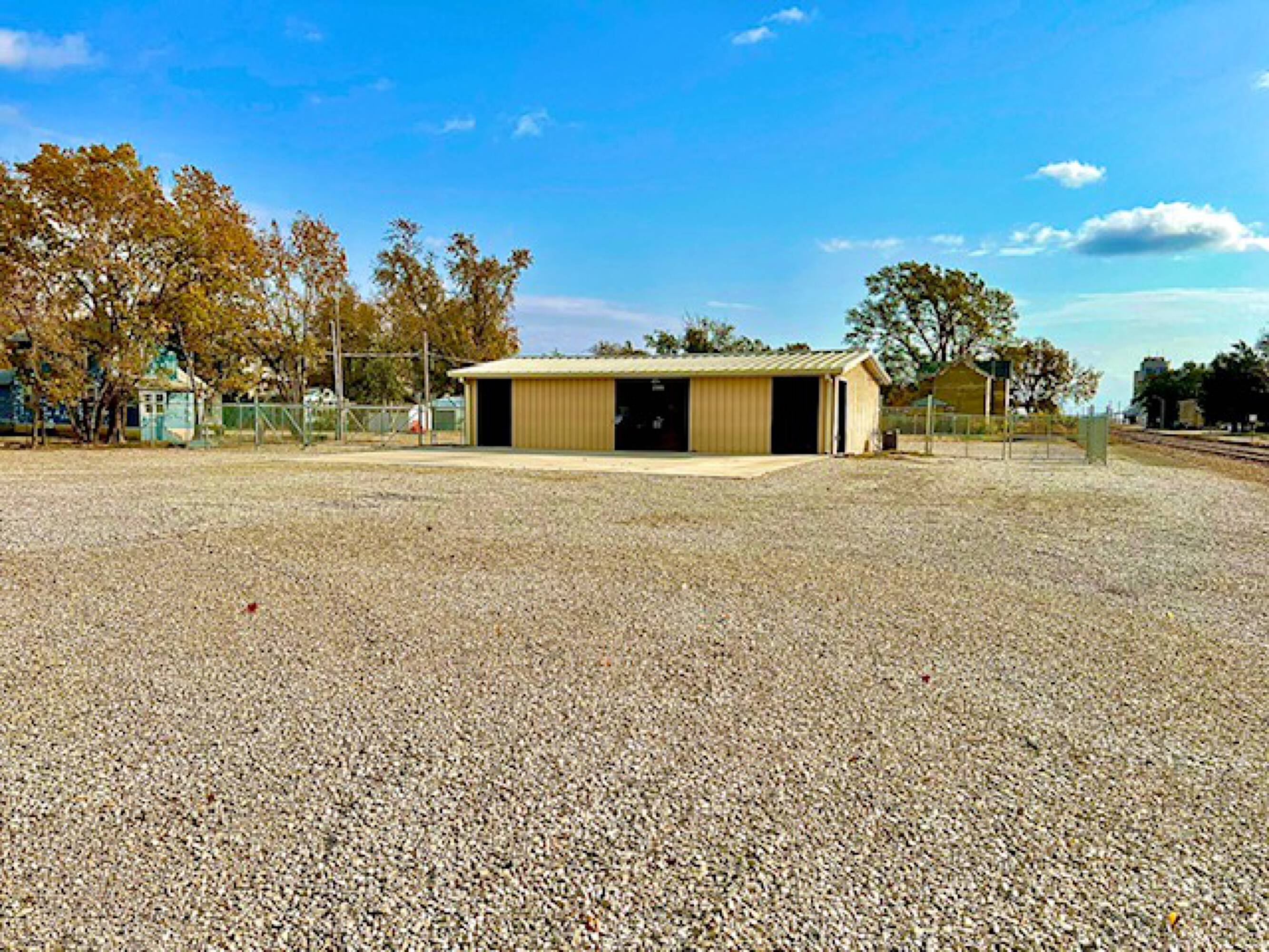 204206 S Buckeye Ave, Abilene, KS 67410