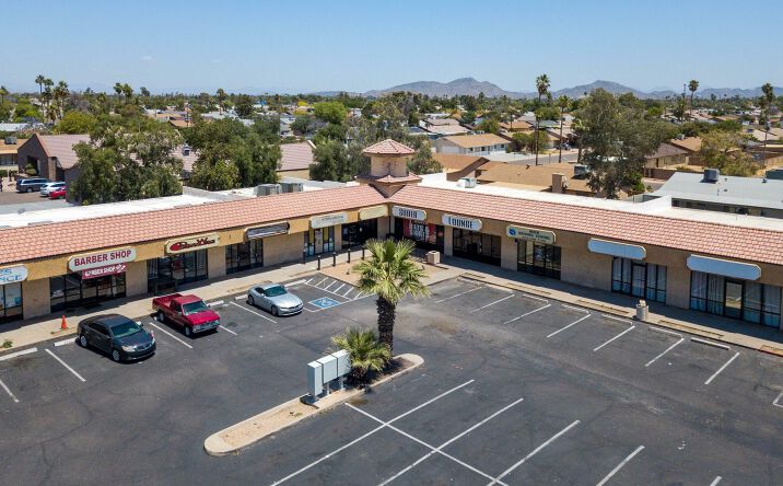 Pictures of Retail property located at 4220 W Northern Ave, Phoenix, AZ 85051 for lease - image #1