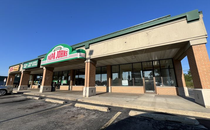 Pictures of Retail property located at 1575 Goshen Rd., Fort Wayne, IN 46808 for lease - image #1