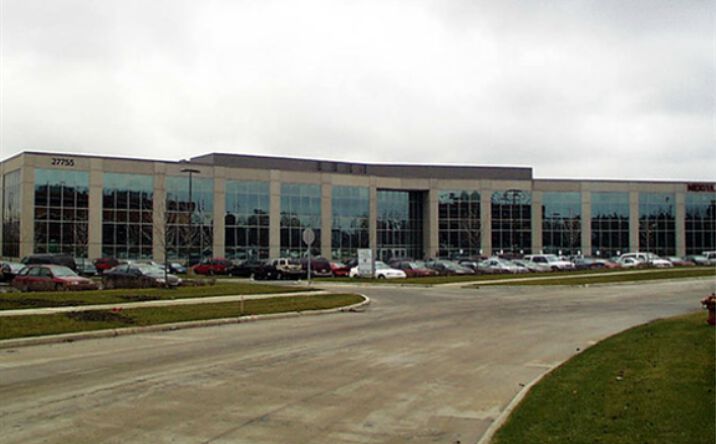 Pictures of Office property located at 27755 Stansbury Blvd, Farmington Hills, MI 48334 for lease - image #1