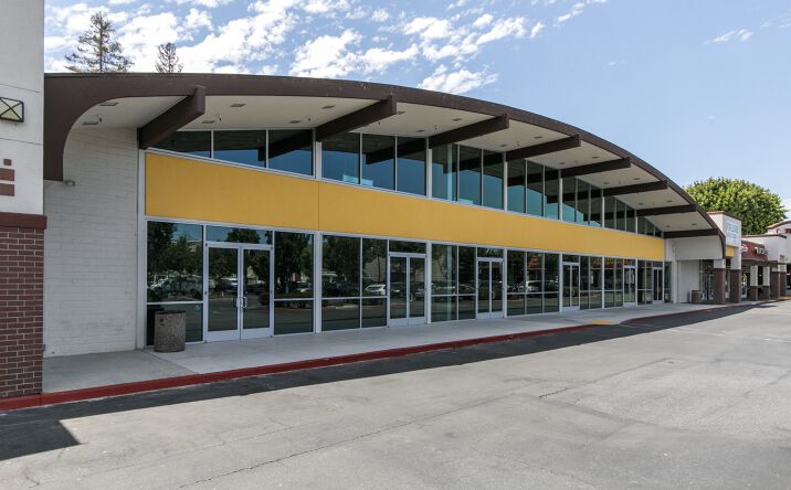 Pictures of Retail, Restaurant property located at 814 W El Camino Real, Sunnyvale, CA 94087 for lease - image #1