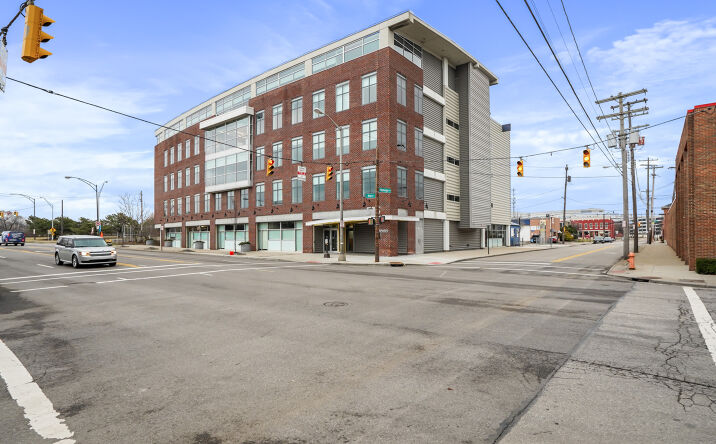 Pictures of Office property located at 515 E Main St, Columbus, OH 43215 for lease - image #1