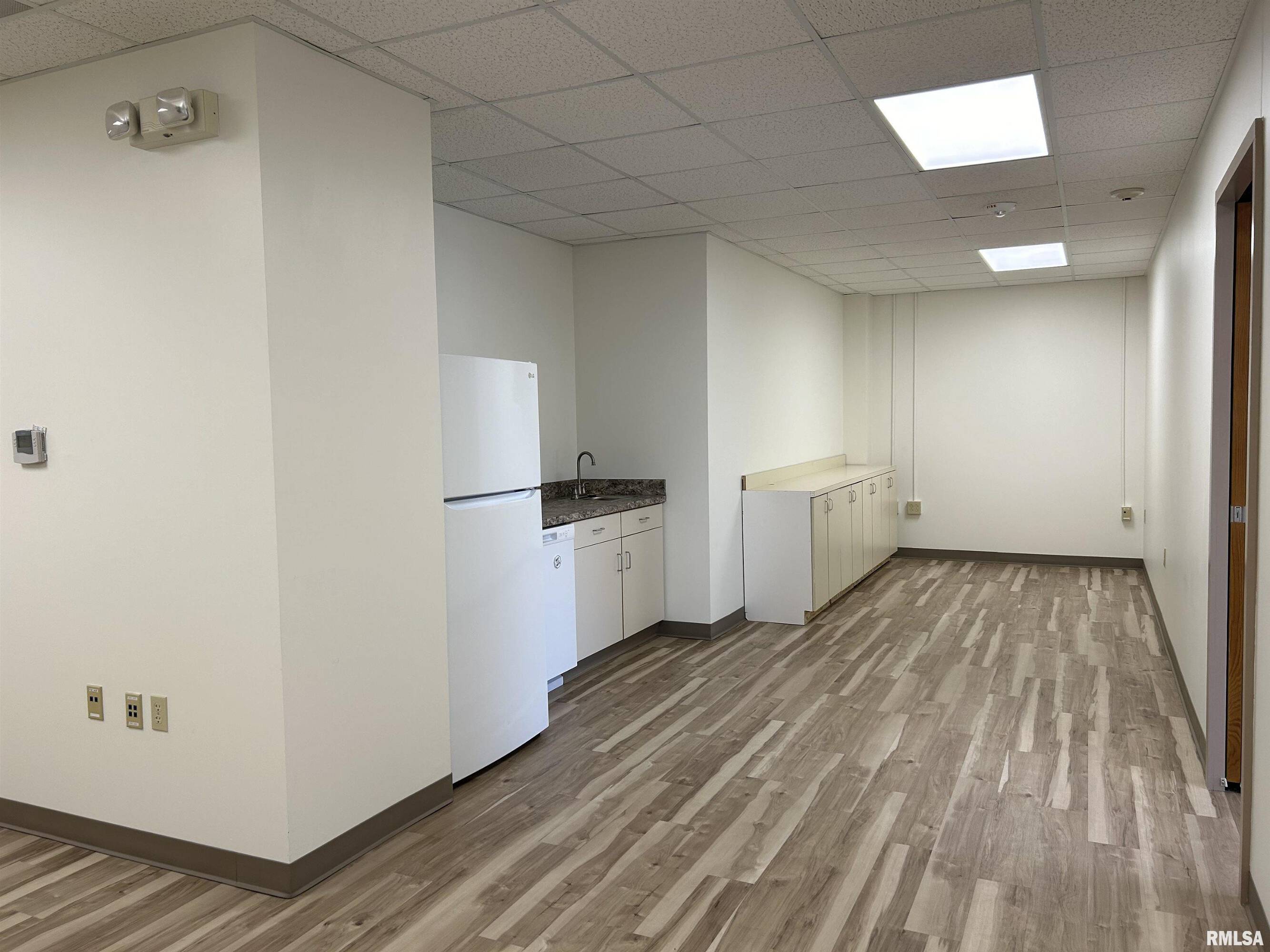 3425 E LOCUST Street, Davenport, IA 52807