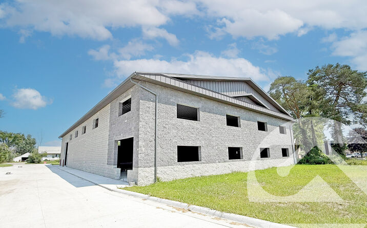 Pictures of Industrial property located at 5993 E 14 Mile Rd, Sterling Heights, MI 48312 for lease - image #1