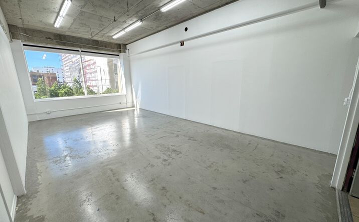 Pictures of Retail, Office property located at 305 E 9th St, Los Angeles, CA 90015 for lease - image #1
