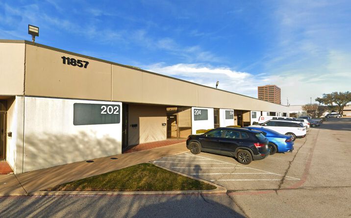Pictures of Retail, Office, Industrial property located at 11857 Judd Ct, Dallas, TX 75243 for lease - image #1