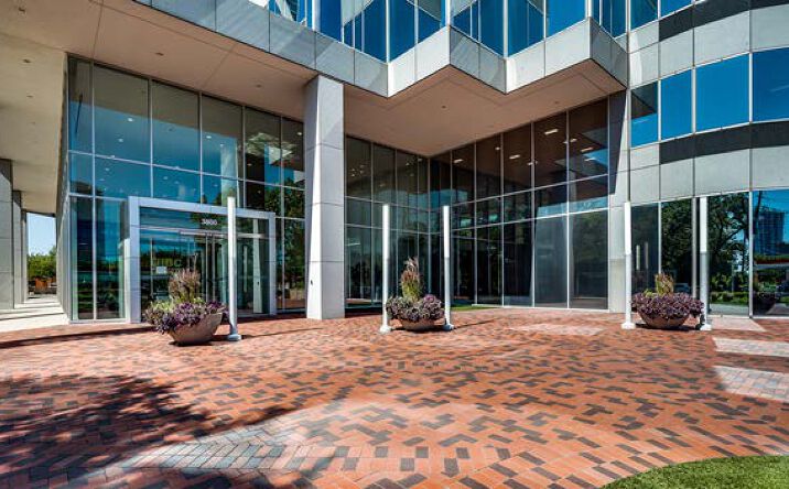 Pictures of Office property located at 3800 Maple Ave, Dallas, TX 75219 for lease - image #1