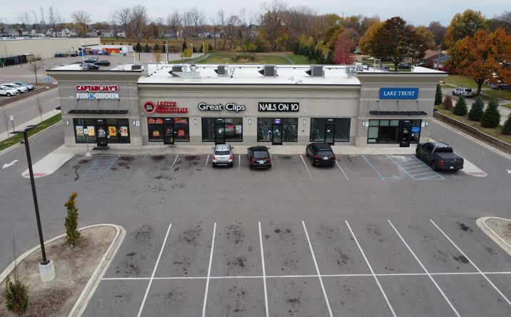Pictures of Retail property located at 25377-25397 Schoenherr Road, Warren, MI 48089 for lease - image #1