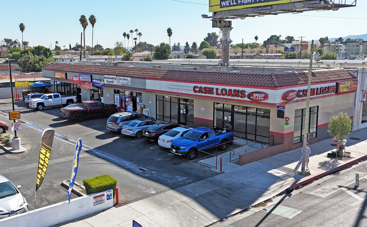 Pictures of Retail property located at 6740 Reseda Blvd, Los Angeles, CA 91335 for lease - image #1