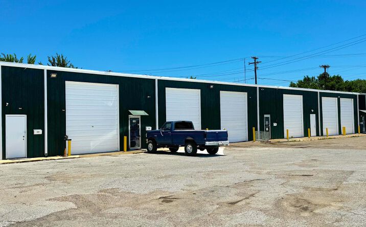 Pictures of Industrial property located at 502 - 650 N. Main Street, Irving, TX 75061 for lease - image #1