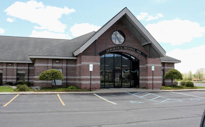 Pictures of Office property located at 4177 Fashion Square Blvd, Saginaw, MI 48603 for lease - image #1