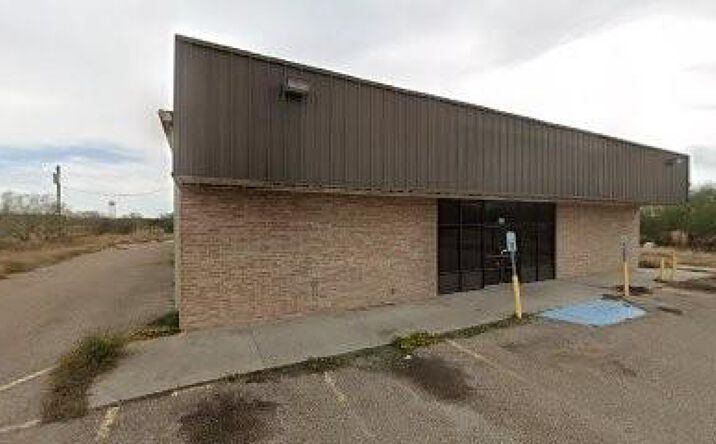 Pictures of Retail, Office, Special Purpose property located at 951 US-281, Alice, TX 78332 for lease - image #1