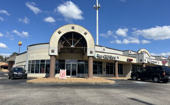 Pictures of Retail, Office property located at 566 Carriage House Dr, Jackson, TN 38305 for lease - image #1