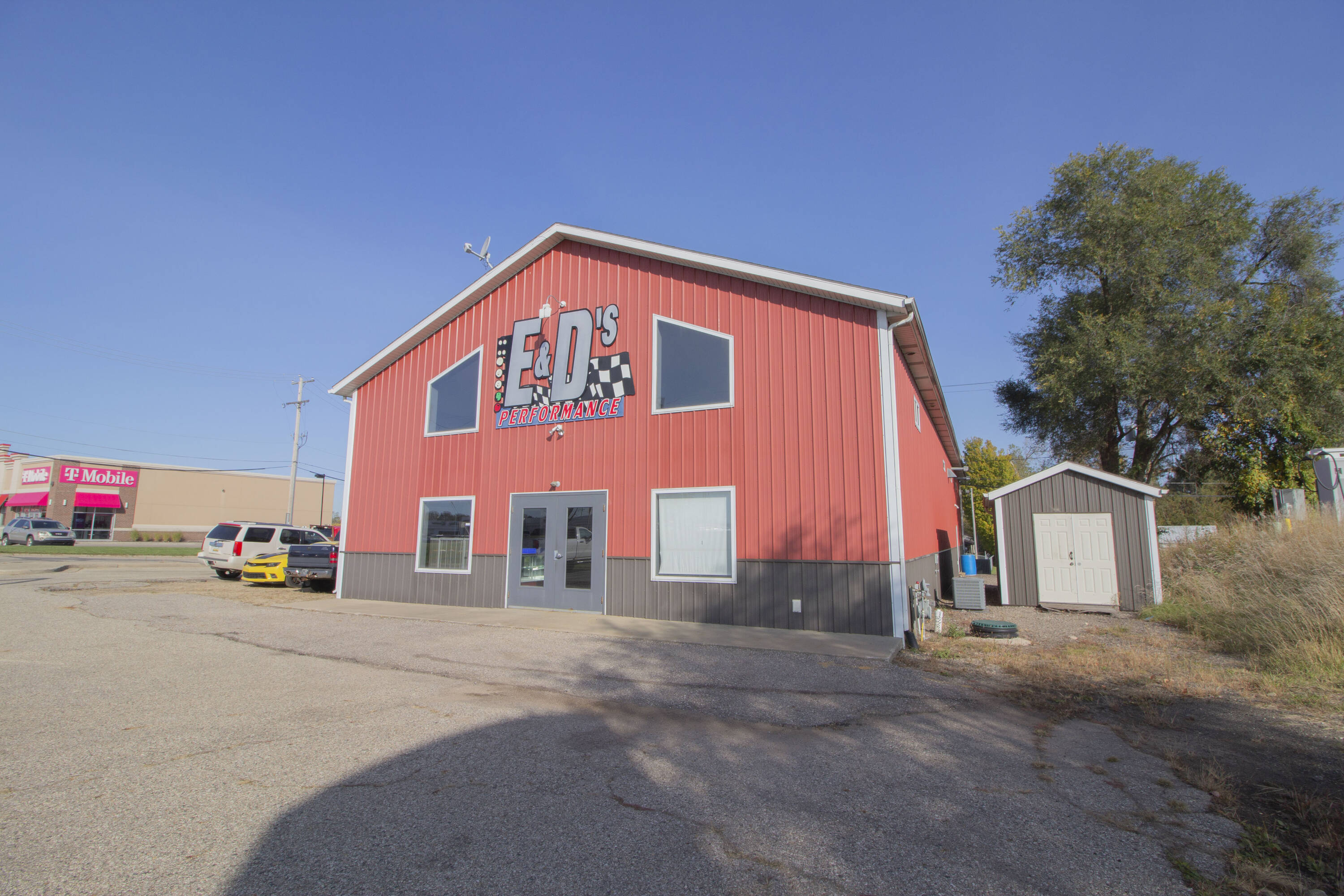 1171 M89, Plainwell, MI 49080