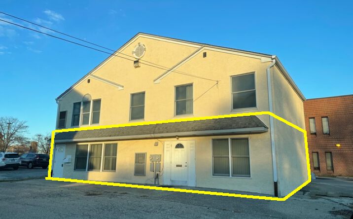 Pictures of Office, Special Purpose property located at 536 Walnut Ln, Philadelphia, PA 19128 for lease - image #1