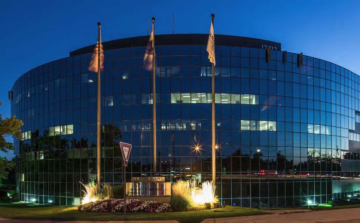 Pictures of Office property located at 12312 Olive Blvd, Creve Coeur, MO 63141 for lease - image #1