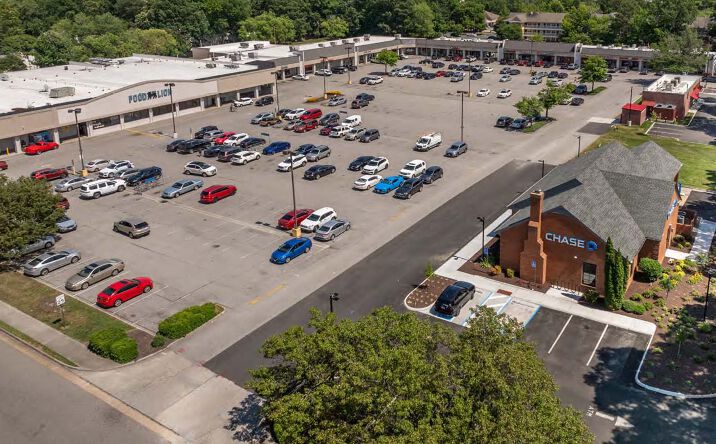 Pictures of Retail, Restaurant property located at 11710 Jefferson Ave, Newport News, VA 23606 for lease - image #1