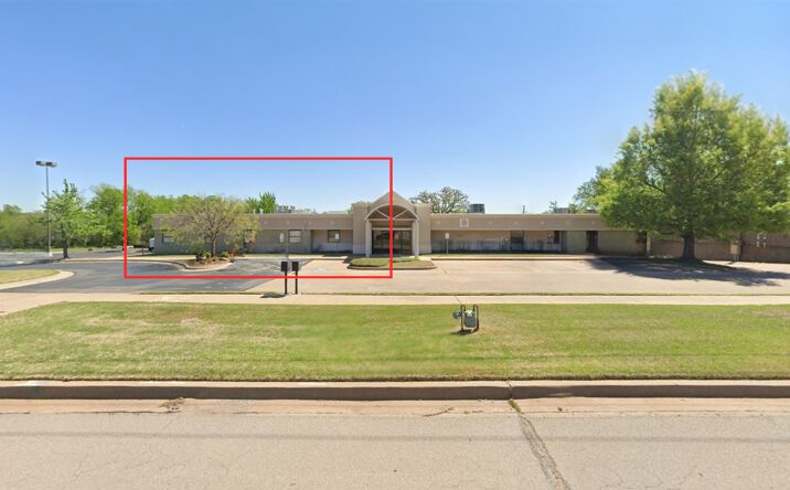 Pictures of Office property located at 440 S Coltrane Rd, Edmond, OK 73034 for lease - image #1
