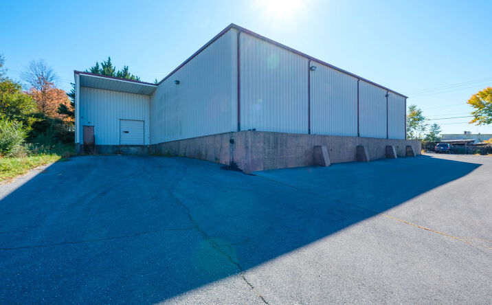Pictures of Industrial property located at 1780 Dealton Ave, Harrisonburg, VA 22801 for lease - image #1