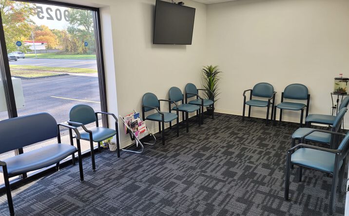 Pictures of Office property located at 9025 Pardee Rd, Taylor, MI 48180 for lease - image #1