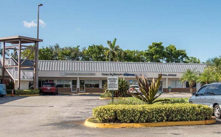 Pictures of Retail property located at 9743-9809 SW 72nd Street, Miami, FL 33173 for lease - image #1